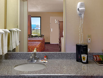 Super 8 By Wyndham Hattiesburg North Kültér fotó